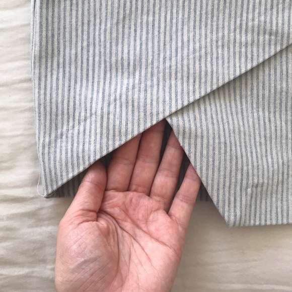 STRIPED MINI SKIRT - Picture 2 of 4